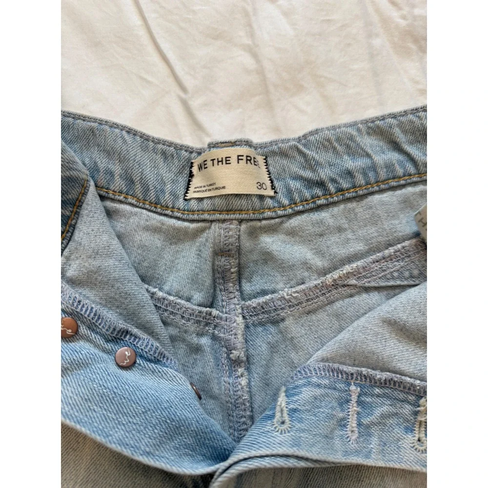 Free People We The Free Light Wash Denim Wide Leg Cutoff Shorts Size 30